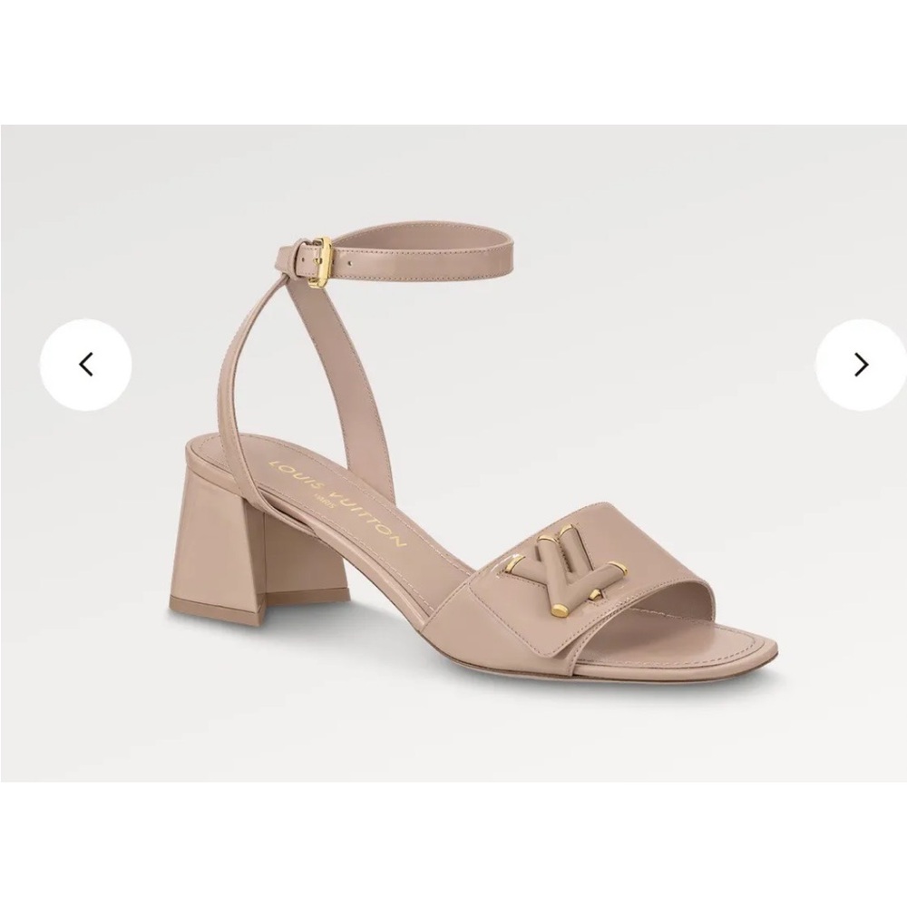 LOUIS VUITTON SHAKE SANDAL Size39